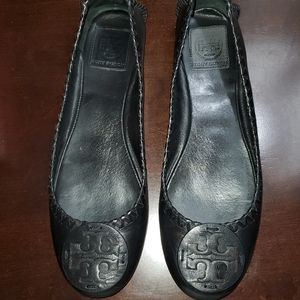 Tory Burch GABI vegan leather flat in EUC